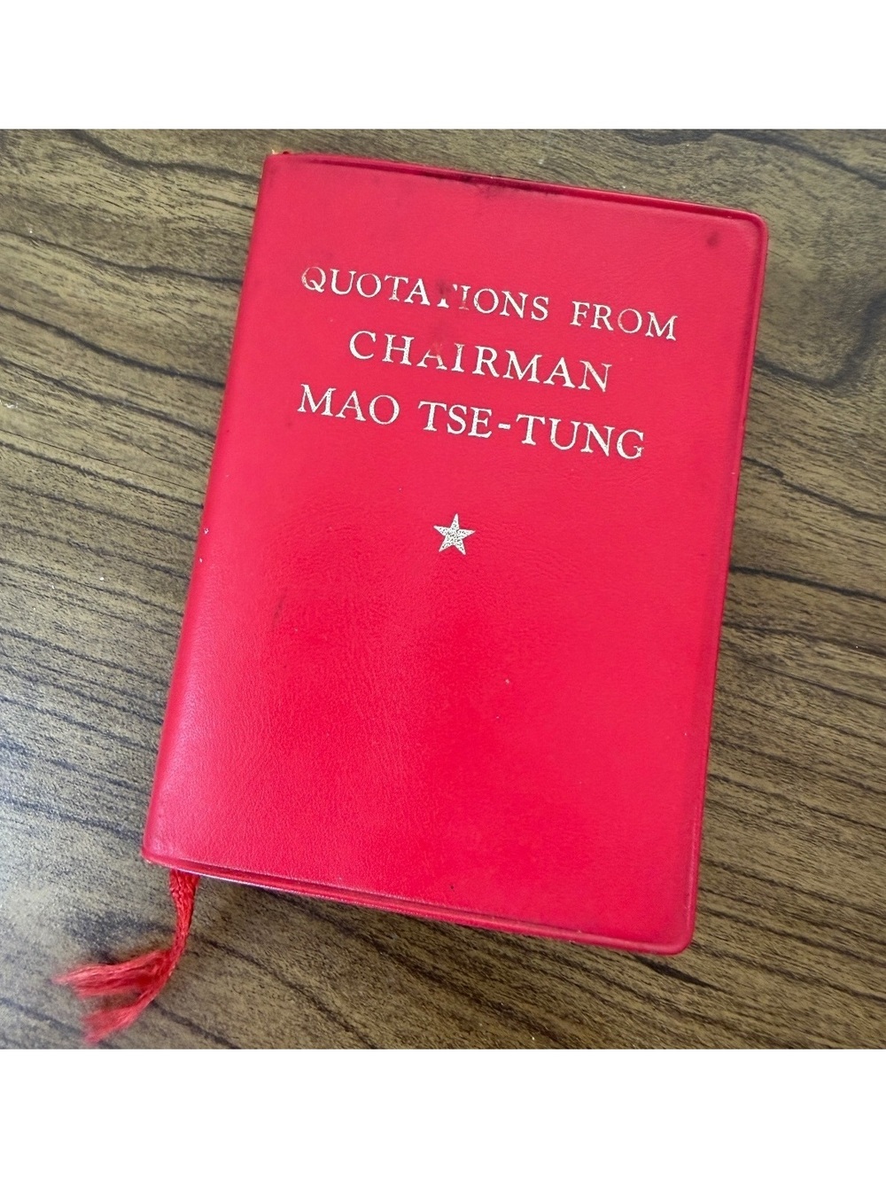 1967 Mao Tse-Tung Little Red Book Quotations 2nd Edition Peking China English
